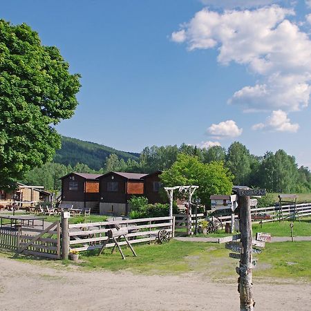 Bed and Breakfast Sun Dance Ranch Eksharad Экстерьер фото