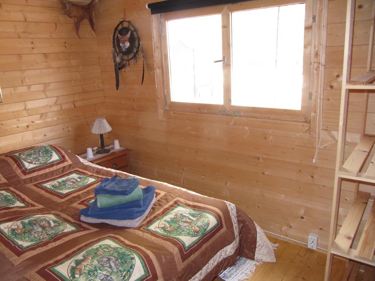 Bed and Breakfast Sun Dance Ranch Eksharad Экстерьер фото