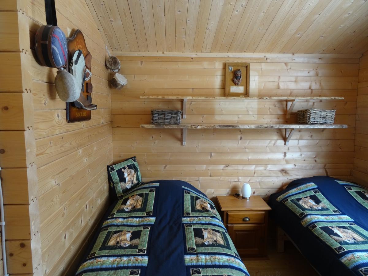 Bed and Breakfast Sun Dance Ranch Eksharad Экстерьер фото